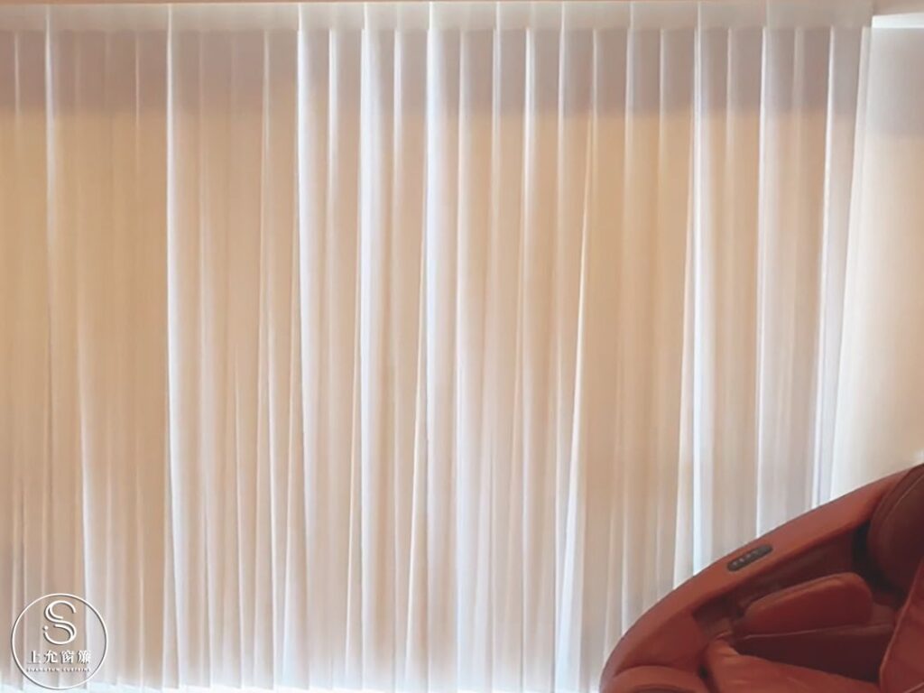 客廳窗簾款式搭配｜如何利用穿透簾創造寧靜氛圍｜上允窗簾-3