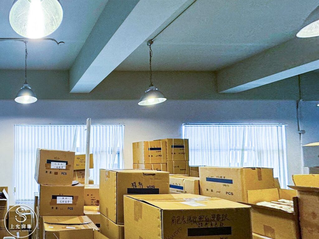 防焰遮光捲簾｜提升公司安全防護，帶來安心的工作環境｜上允窗簾-2