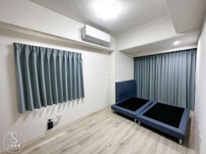 全遮光布簾-vs.-普通布簾：哪種更適合你的房間？｜上允窗簾-1