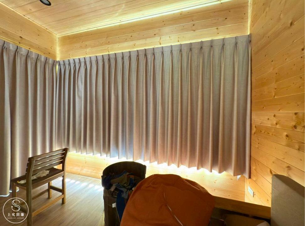 全遮光布簾+紗簾｜打造山區木屋的理想休息空間｜上允窗簾-2