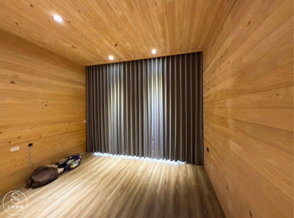 全遮光布簾+紗簾｜打造山區木屋的理想休息空間｜上允窗簾-4