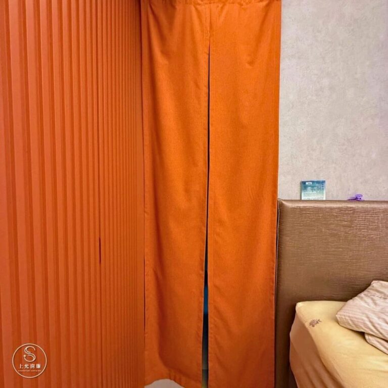 遮光布簾取代浴室門簾～簡單又省預算！｜上允窗簾-2