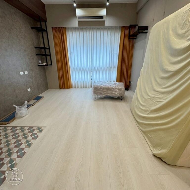 從玄關到廚房一氣呵成，SPC卡扣地板鋪出家的溫柔線條-1