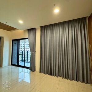 客廳裝遮光布簾的 5 大好處：降溫、隱私、隔音一次到位-2