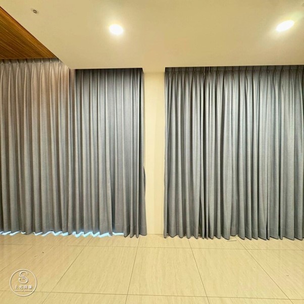 客廳裝遮光布簾的 5 大好處:降溫、隱私、隔音一次到位-3