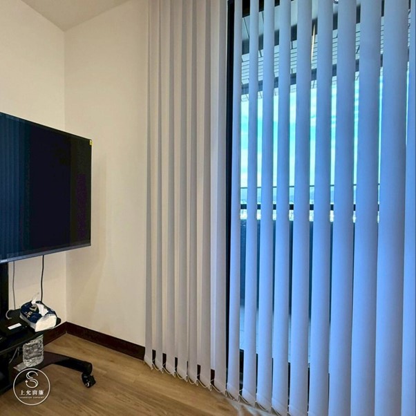 客廳窗簾推薦懶人包｜為何越來越多人選直立簾-4
