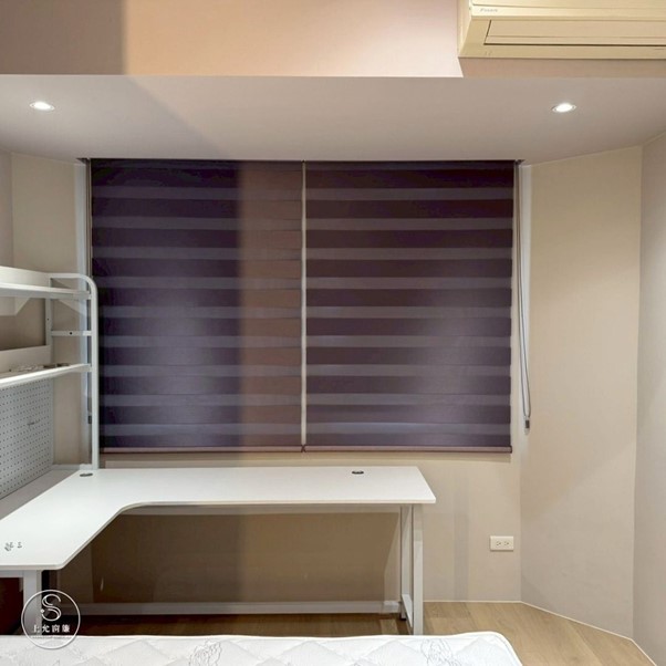 在書桌前安裝調光簾,保護孩子視力-2