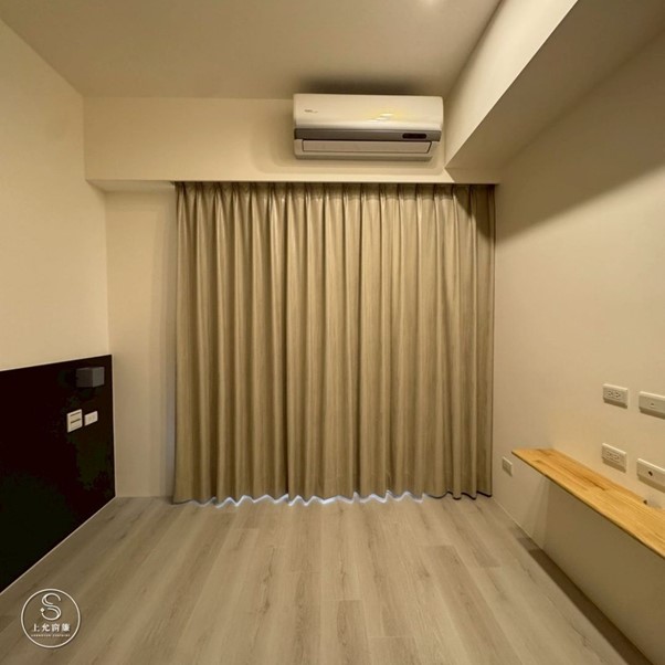 吸音、隔熱、全遮光：高 CP 值房間窗簾款式-2